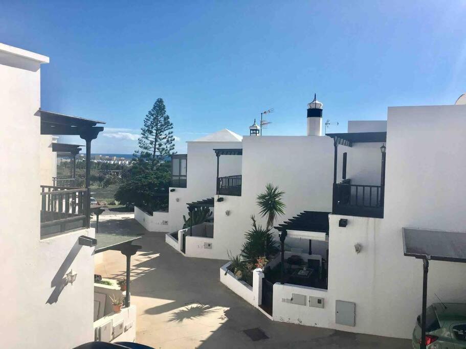 Duplex 3 Dormitorios Con Parking Privado Costa Teguise Exteriör bild